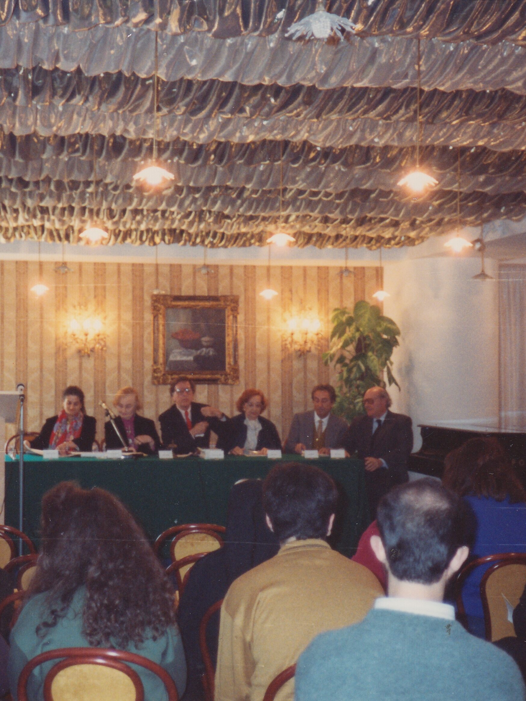 Photo of the hall of the first EPTA Italy congress in Rome in 1990.