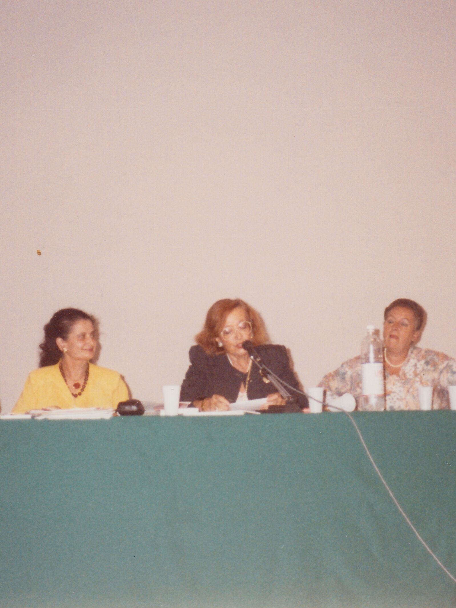 Photo of the speakers table of the second EPTA Italy congress in Rome in 1992.